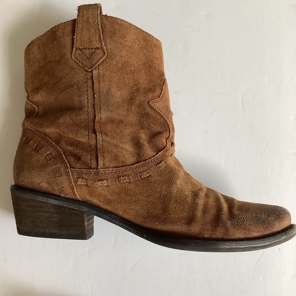 Franco Sarto Suede Boot Size 7 - Picture 3 of 14
